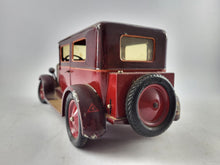 Laden Sie das Bild in den Galerie-Viewer, Märklin Luxus Limousine No. 5209 mit Originalkarton