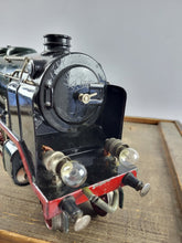 Laden Sie das Bild in den Galerie-Viewer, Märklin Spur 1 elektr. HR 66/13021 Grün in Holzkiste | 5.999€