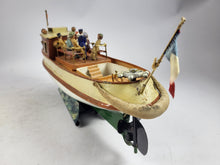 Laden Sie das Bild in den Galerie-Viewer, Märklin Boot Vedette No. 5055/44 mit Uhrwerkantrieb