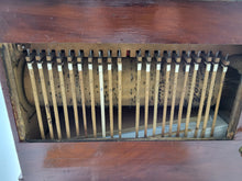 Laden Sie das Bild in den Galerie-Viewer, Phalibois "musizierender Affe" Automat | 6.999€