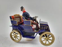 Laden Sie das Bild in den Galerie-Viewer, Märklin offener Tourer No. 3083 um 1903 | 51.999€