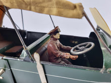 Laden Sie das Bild in den Galerie-Viewer, Doll & Co offenes Automobil 48 cm um 1920