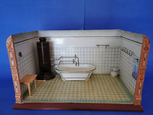 Laden Sie das Bild in den Galerie-Viewer, Märklin Puppenzimmer Badezimmer Blechausführung | €4.999 (vorher €7.999)