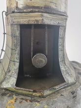 Laden Sie das Bild in den Galerie-Viewer, Märklin Leuchtturm No. 2254 um 1900