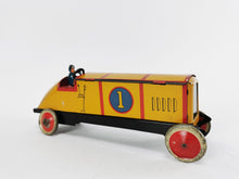 Laden Sie das Bild in den Galerie-Viewer, Gray. Dunn´s Biscuits Rennwagen "always first" & "UCBS" um 1910 | 22.999 €