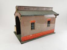 Laden Sie das Bild in den Galerie-Viewer, Rock & Graner Güterschuppen mit Bekohlungsanlage um 1900