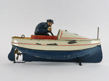 Laden Sie das Bild in den Galerie-Viewer, ABSOLUTE RARITÄT - Ernst Plank Rennboot 24 cm - Ausführung mit einem Steuermann! | 8.999€