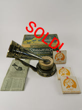Laden Sie das Bild in den Galerie-Viewer, Stollwerck Blech Gramophone um 1903 | 6.299€