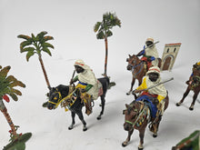 Load image into Gallery viewer, Heyde 7 x Arabians on horseback height: 13 cm in original condition | 5.999€
