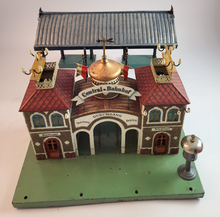 Load image into Gallery viewer, Marklin onion dome station No. 2004/1R 38x27 cm with hall | 8.599€
