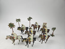 Load image into Gallery viewer, Heyde 7 x Arabians on horseback height: 13 cm in original condition | 5.999€
