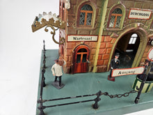 Load image into Gallery viewer, Märklin station No. 2012 34x21 cm with figures in fantastic original condition | 4.899€
