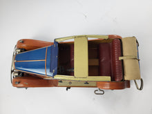 Load image into Gallery viewer, Gunthermann Limousine clockwork 45 cm in org box | 8.499€
