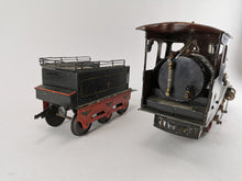 Laden Sie das Bild in den Galerie-Viewer, Märklin amerikanische Spur 3 Lokomotive mit Kuhfänger
