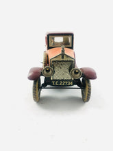 Laden Sie das Bild in den Galerie-Viewer, Tipp &amp; Co &quot;Mopsauto&quot; Limousine um 1925 in seltener Farbe 40 cm | 2.990€
