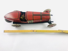 Load image into Gallery viewer, Tipp &amp; Co racing car T.C. 959 36 cm clockwork | 1.799€
